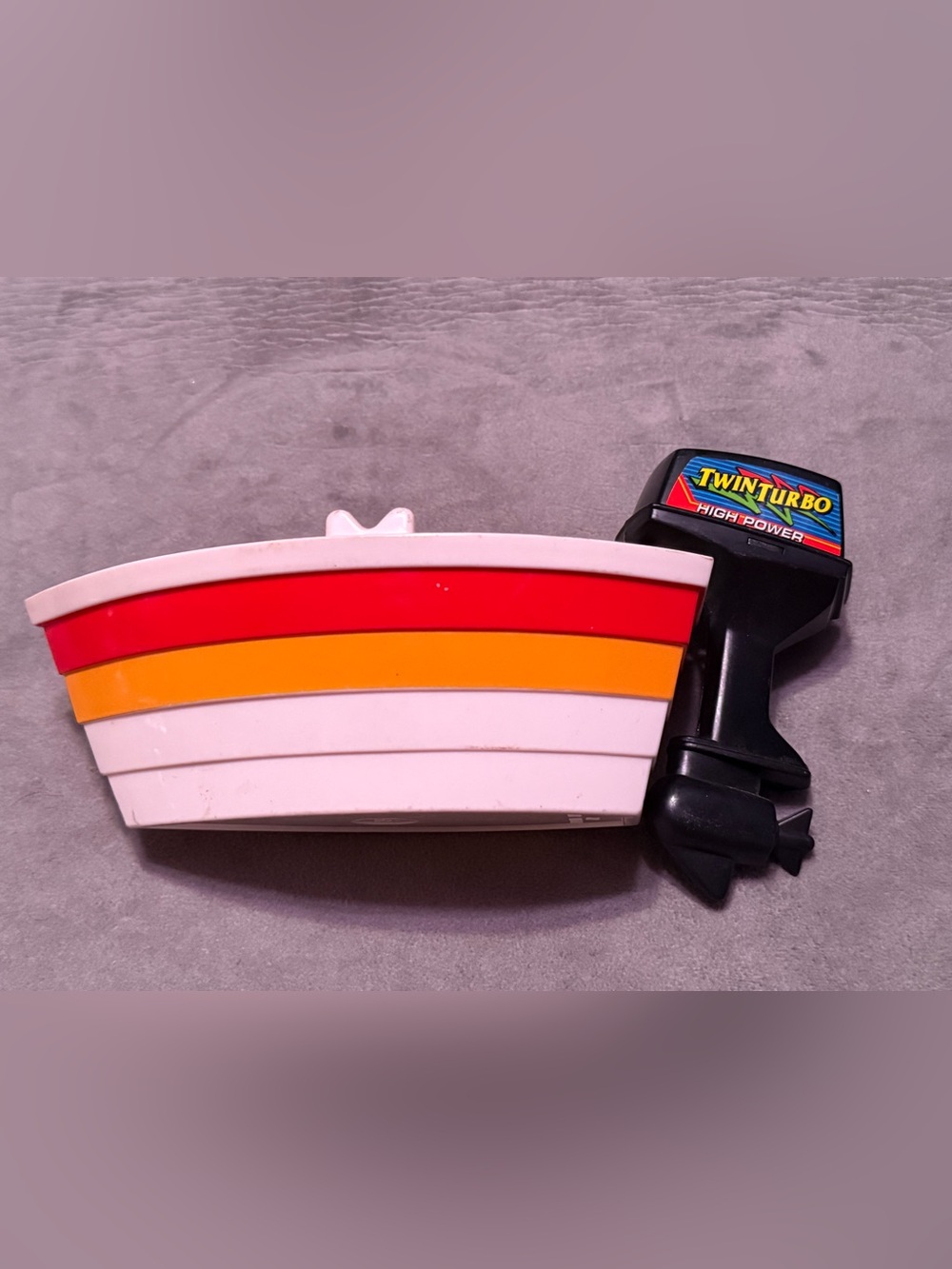 Twin Turbo High Power Speed Boat Pirate Figure Toy